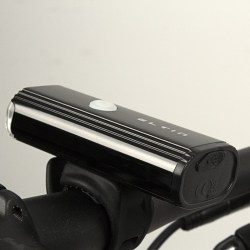 luz-delantera-negra-800-lumen (3)